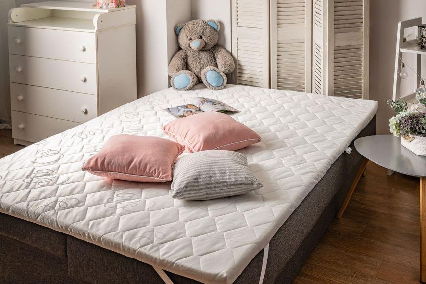 Тонкий матрац-топер Family Sleep Classic Ліберті 145х180 см 1755244951 фото