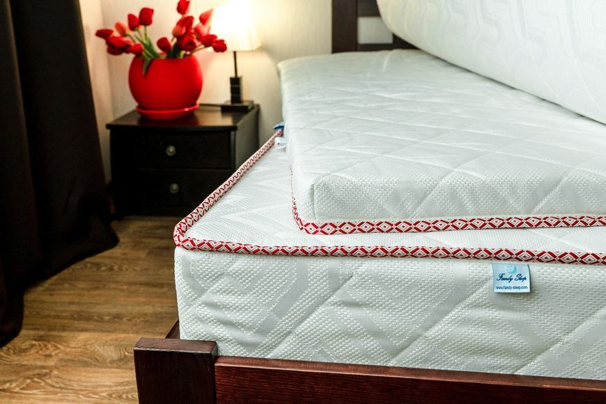 Тонкий матрас-топпер Family Sleep Вышиванка Оберег 90х200 см 1951468084 фото
